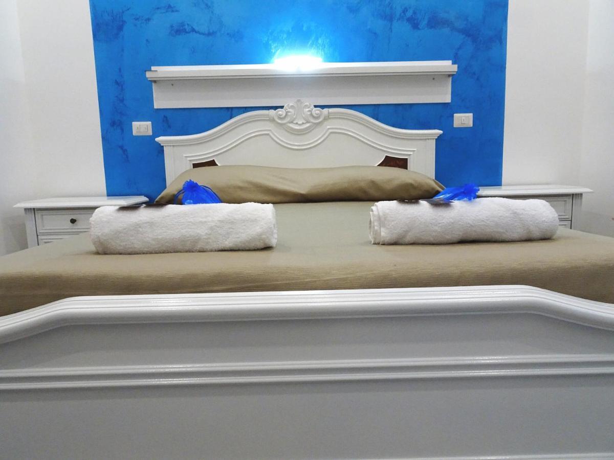Bed & Breakfast A Capua Adiacente Al Duomo - Il Vicolo エクステリア 写真