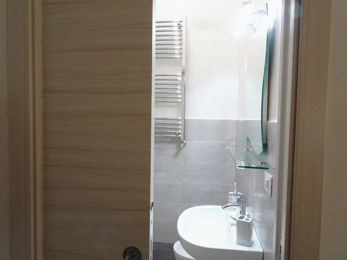 Bed & Breakfast A Capua Adiacente Al Duomo - Il Vicolo エクステリア 写真